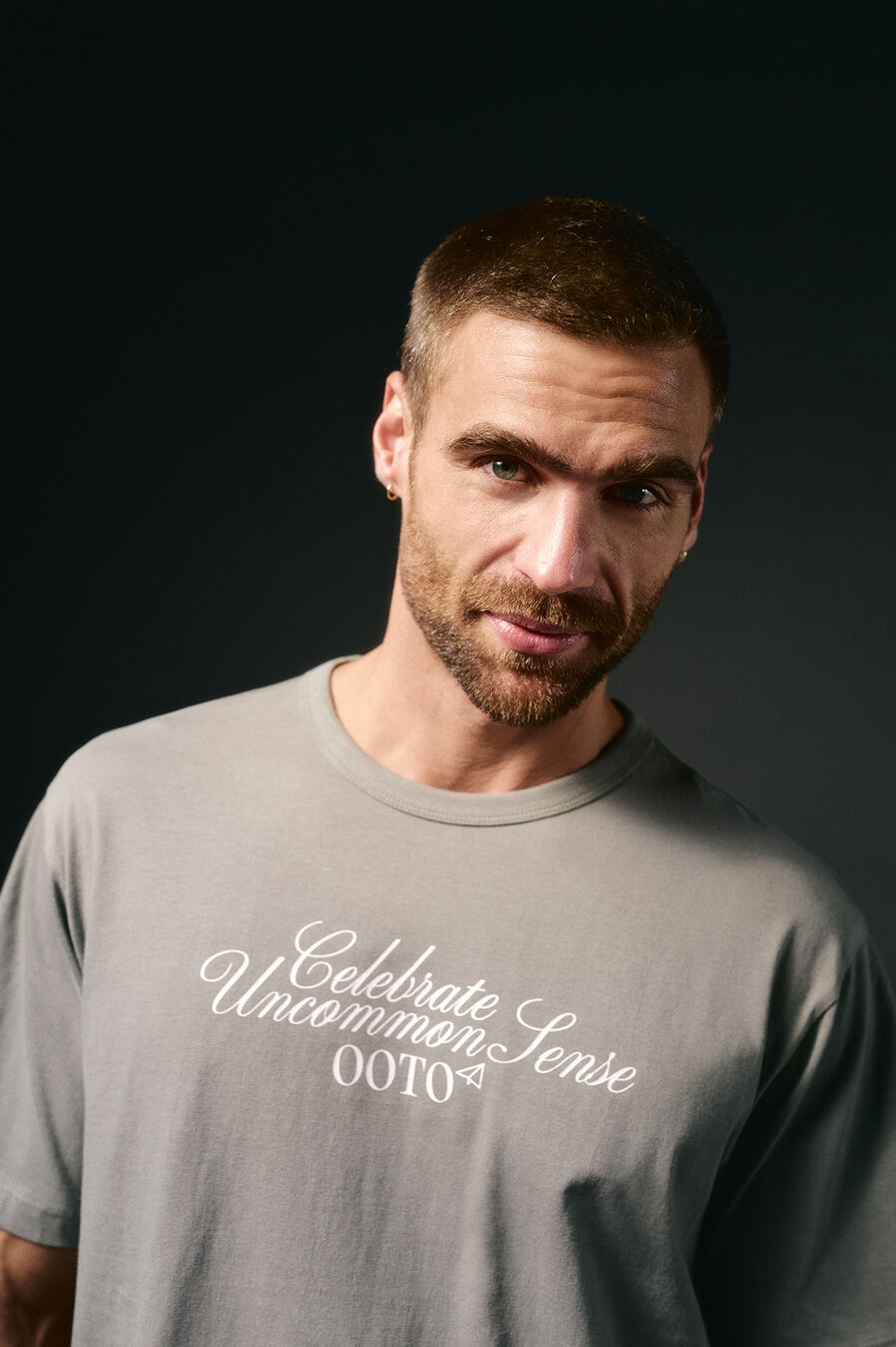 Camiseta gráfica lavada