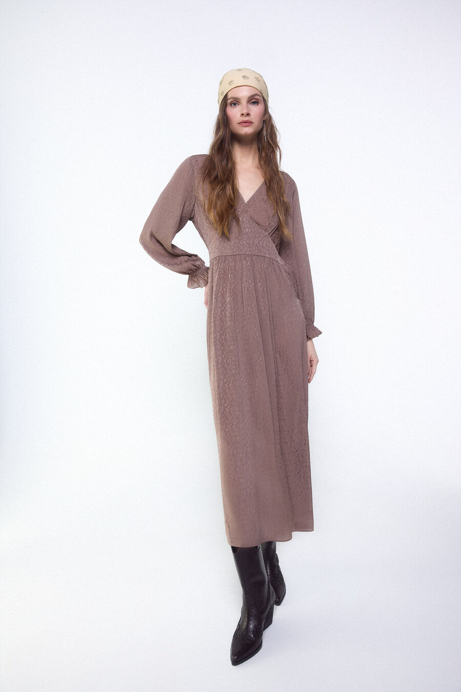 Vestido fluido jacquard