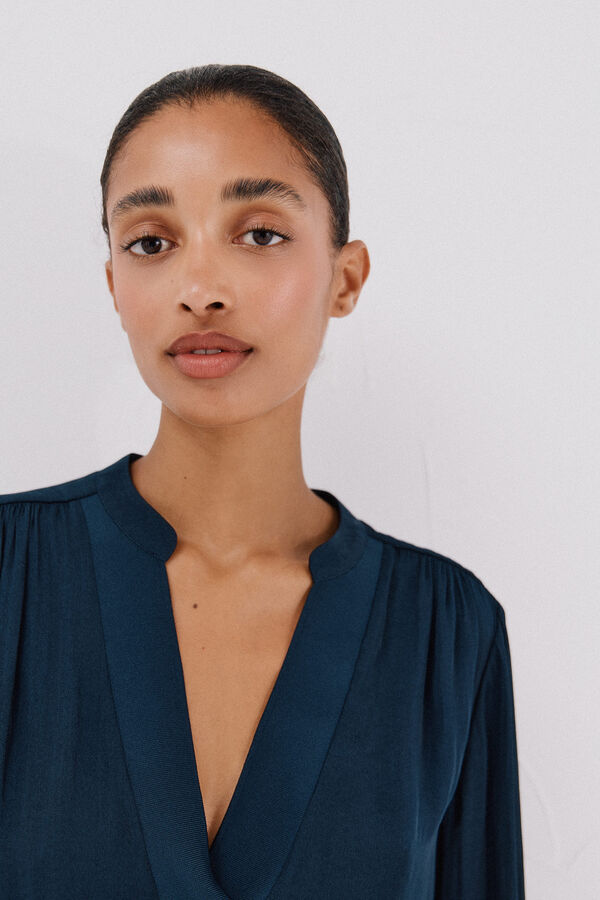 Cortefiel Blusa satinada fluida Blue