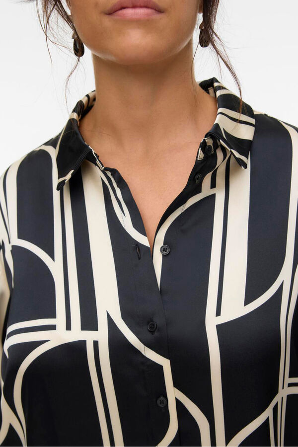 Vero Moda Curve Camisa de cetim de manga manga plus size  Preto