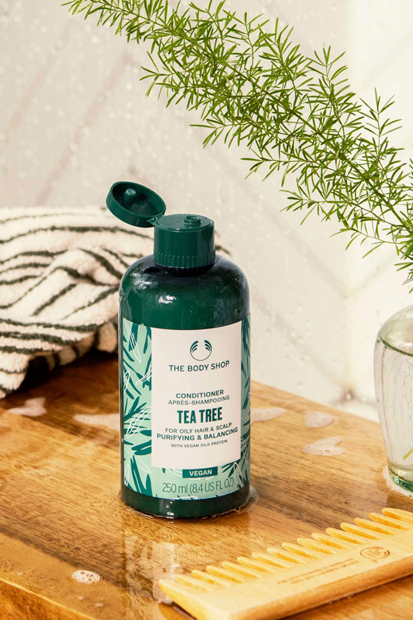 The Body Shop Acondicionador Purificante y Equilibrante de &Aacute;rbol de T&eacute; 250ml