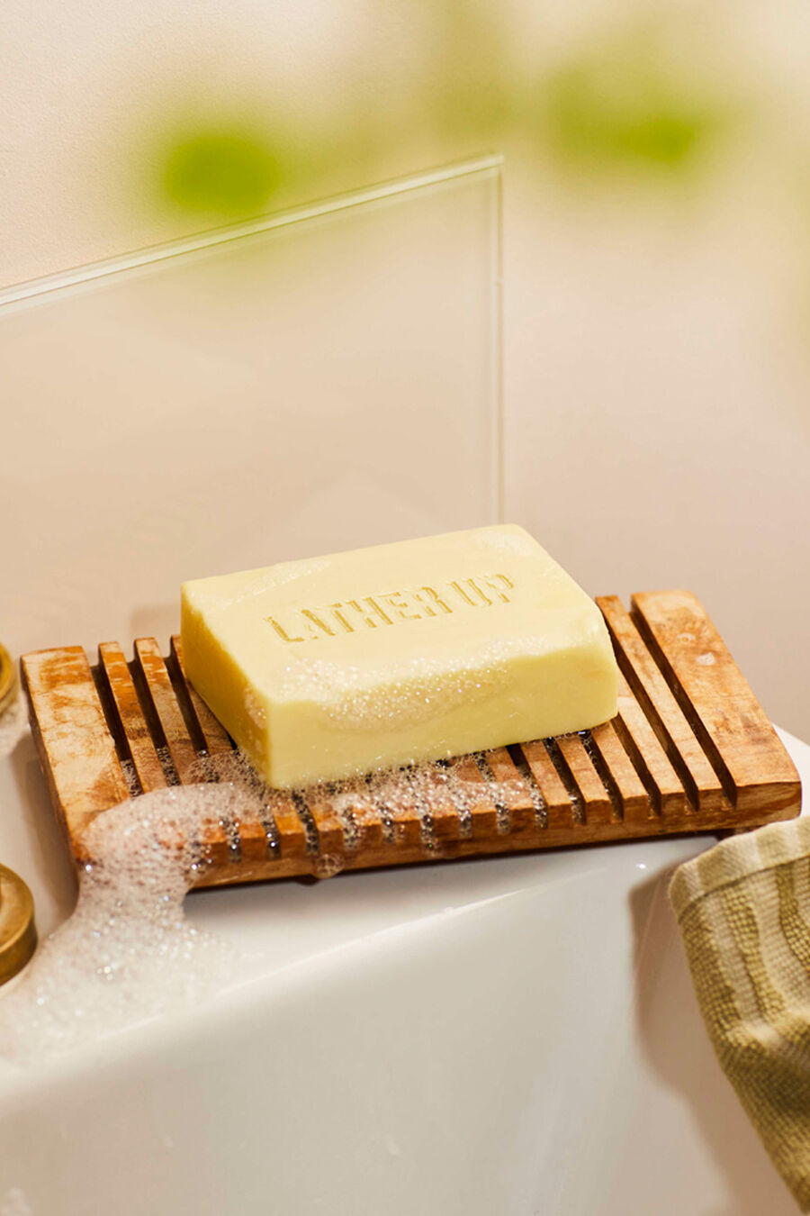 Barra Sólida Facial y Corporal de Moringa