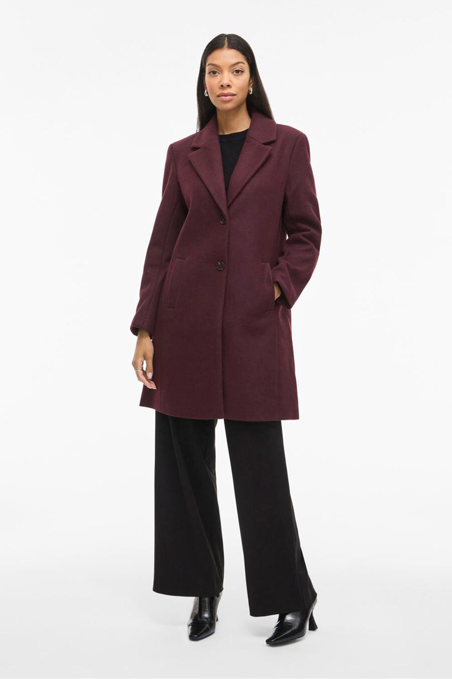 Abrigo de paño con solapas