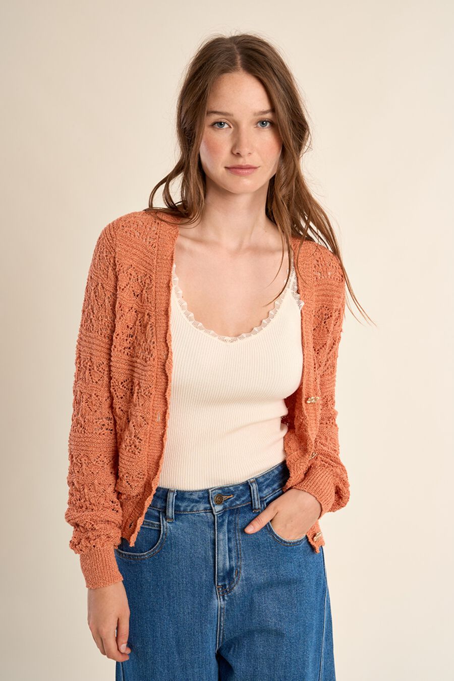 Cárdigan de mujer de manga larga en punto calado