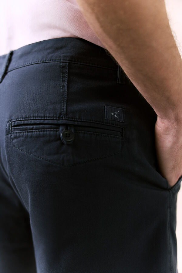 OOTO Bermuda b&aacute;sica Azul