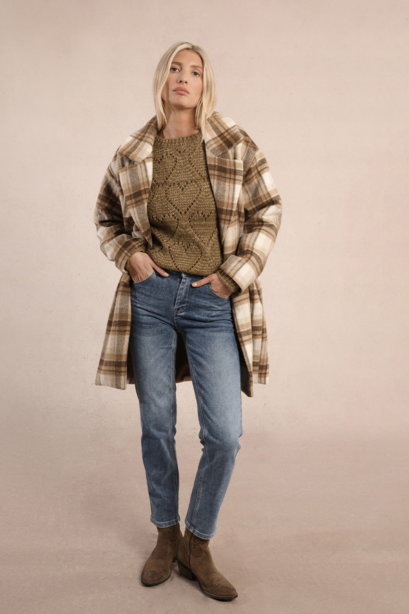 Molly Bracken Abrigo de manga larga con cuello solapa