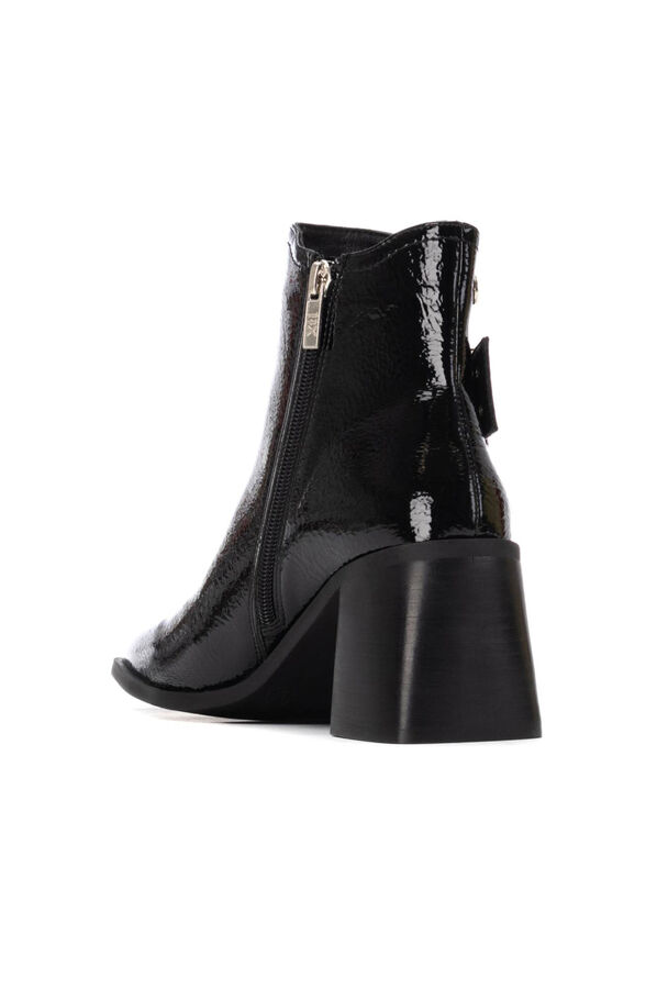 XTI Botins de salto estilo Chelsea Preto