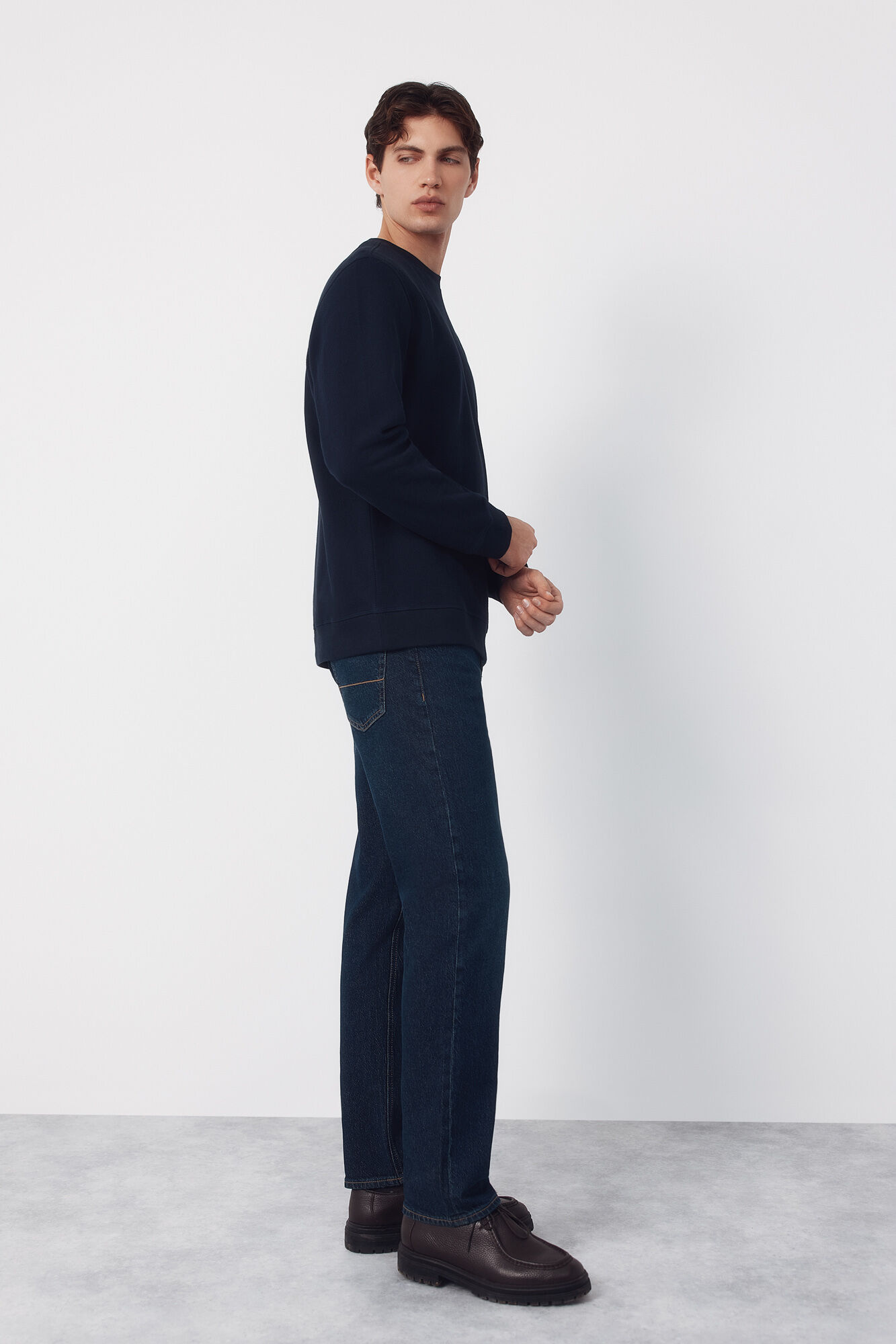 Cortefiel Sudadera estructura cuello caja