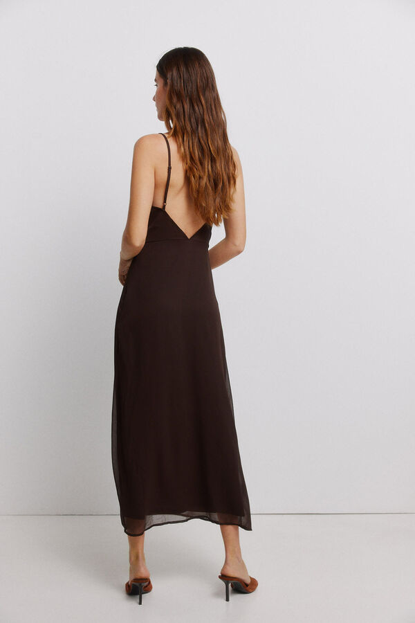 Vila Vestido largo satinado de tirantes Marr&oacute;n oscuro