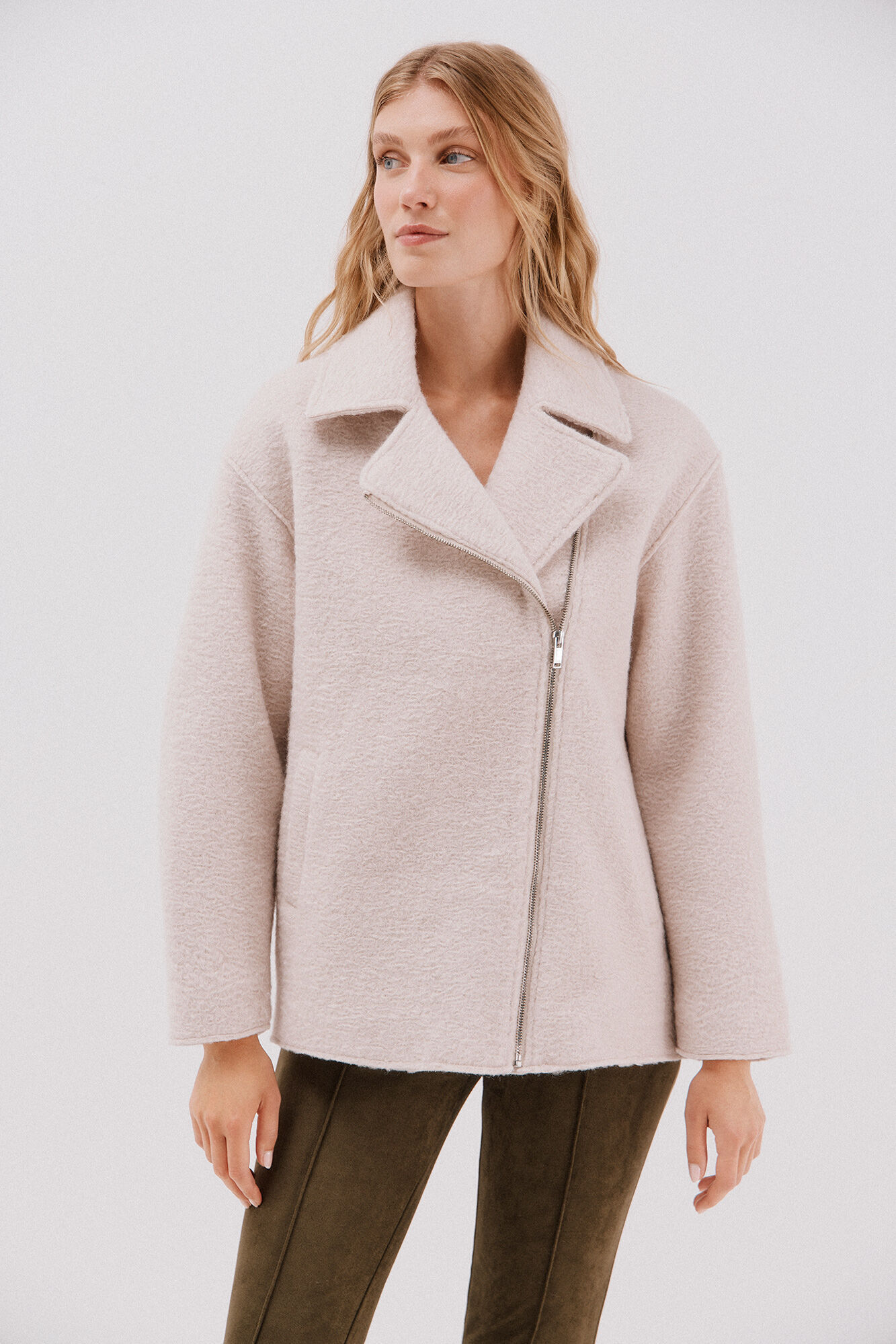 Cortefiel Abrigo corto silueta biker