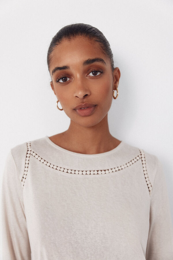 Cortefiel Hemstitch detail t-shirt Beige