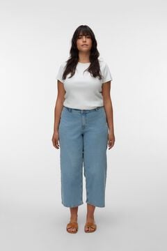 Vero Moda Curve Jeans perna larga tamanho grande