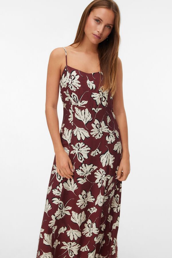 Vero Moda Vestido largo estampado Marr&oacute;n