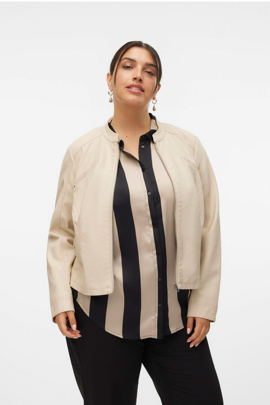 Chaqueta efecto piel talla grande