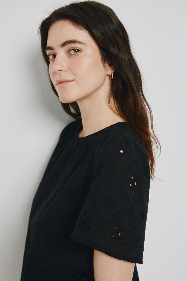 Vero Moda Top manga corta con calados Negro