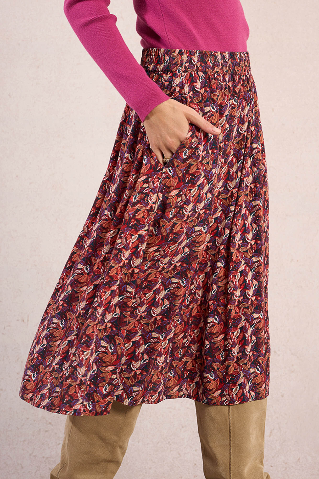 Molly Bracken Saia midi estampado