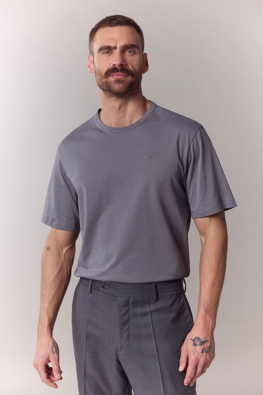 Camiseta básica ligera