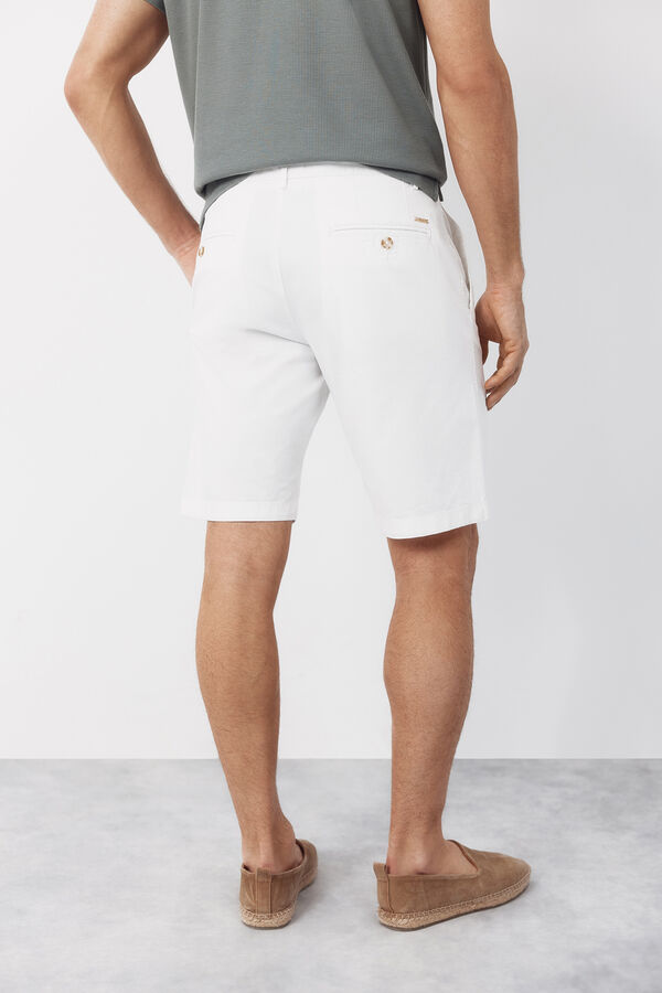 Cortefiel Bermuda chino ligero Blanco