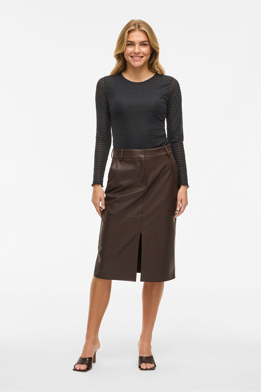 Top de manga larga con textura