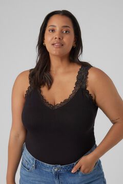 Vero Moda Curve Top b&aacute;sico