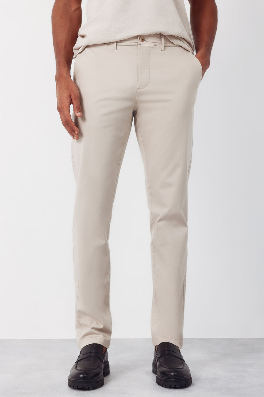 Pantalón chino regular fit