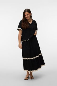 Vero Moda Curve Top detalles bordados talla grande Negro