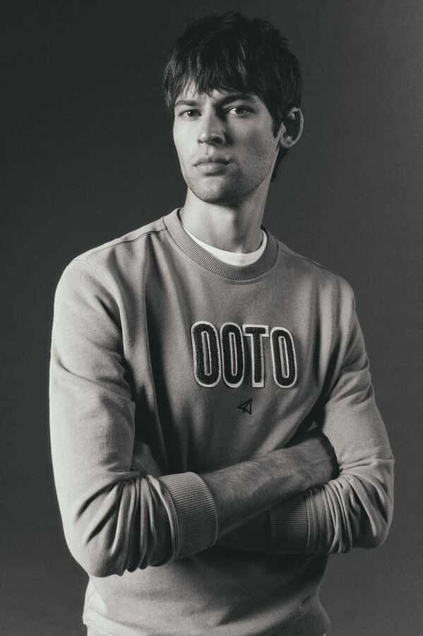 OOTO Sudadera logo bordado Kaki