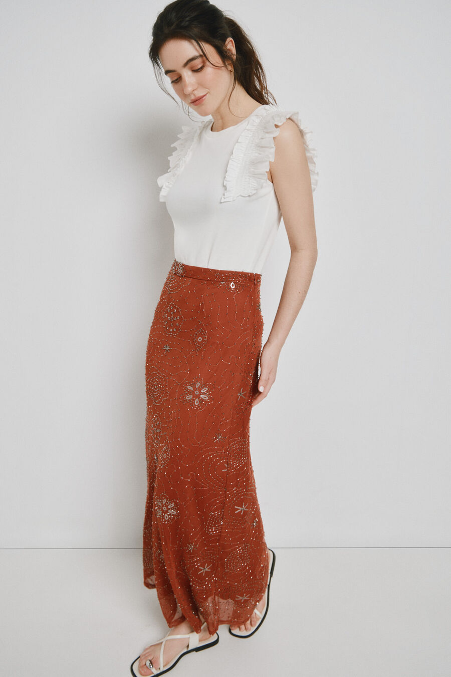 Falda midi pedrería