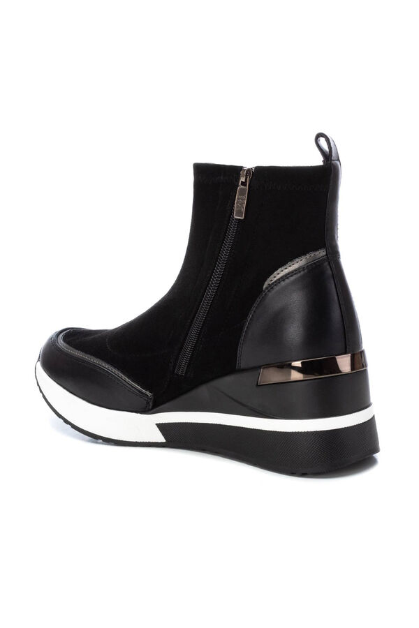 XTI Women's black faux suede ankle boot  Black