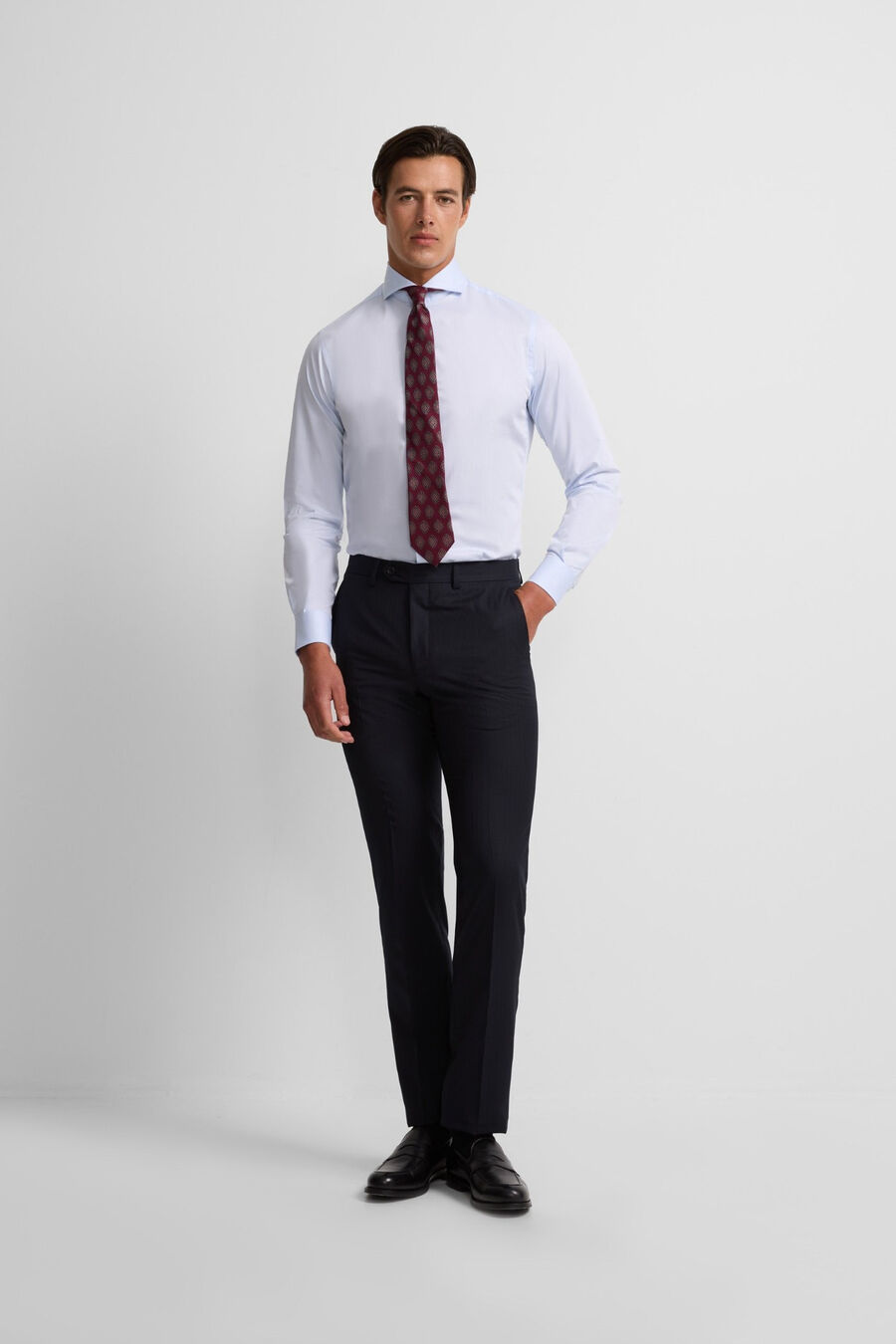 Pantalón traje clasico espiga