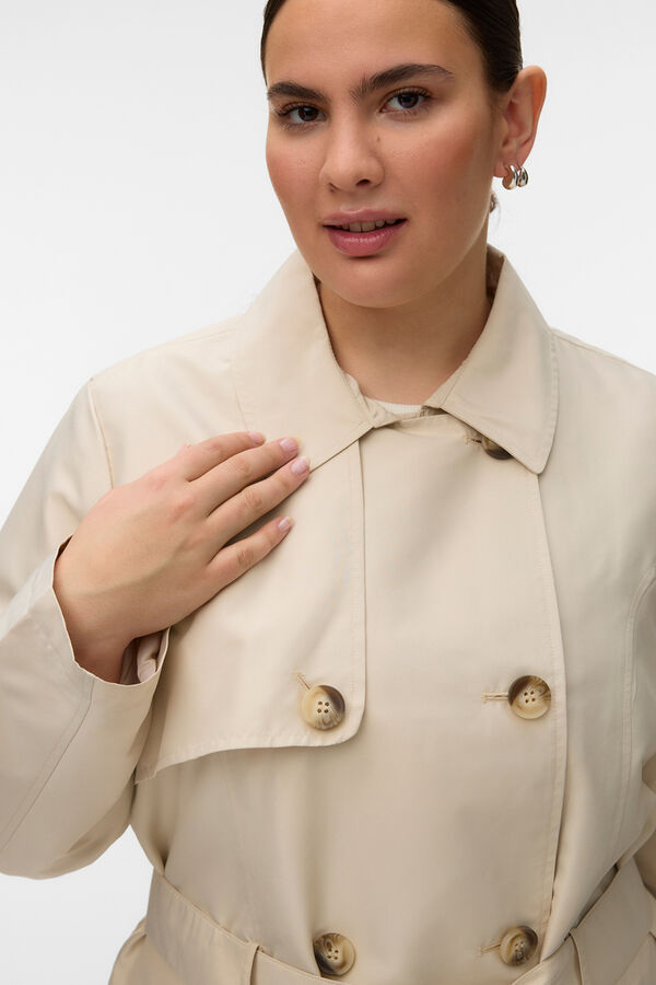 Vero Moda Curve Gabardina corta talla grande Beige