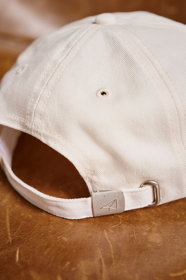 OOTO Bon&eacute; com viseira de t&ecirc;xtil Tostado