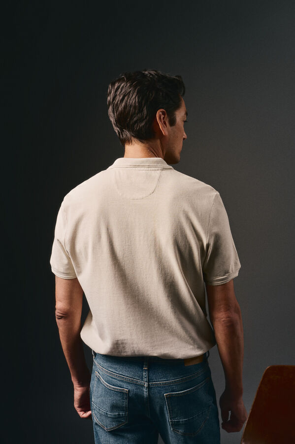 OOTO Polo piqu&eacute; lavado bordado avi&oacute;n Beige