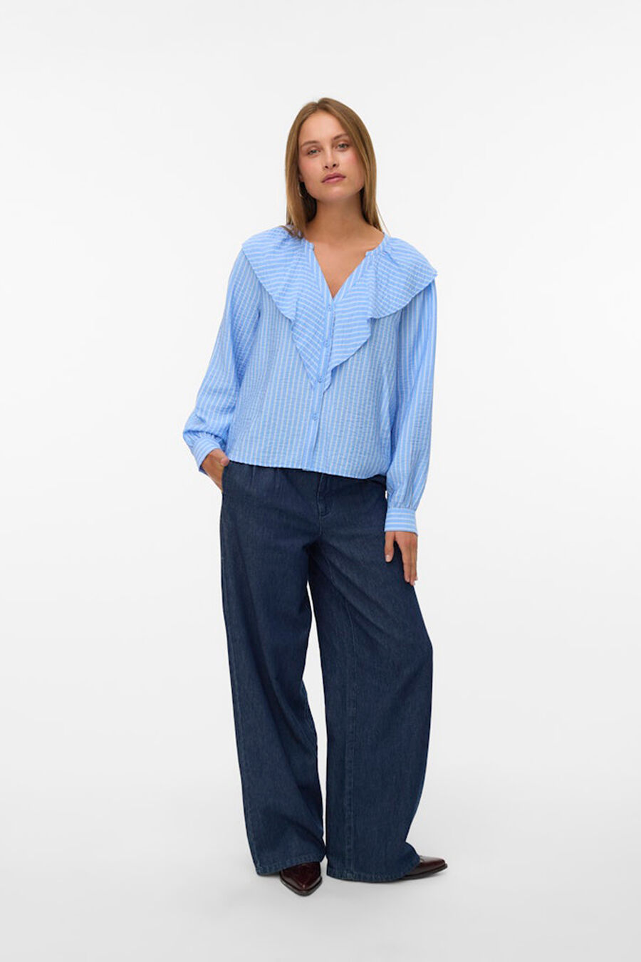 Blusa manga larga de mujer con volantes