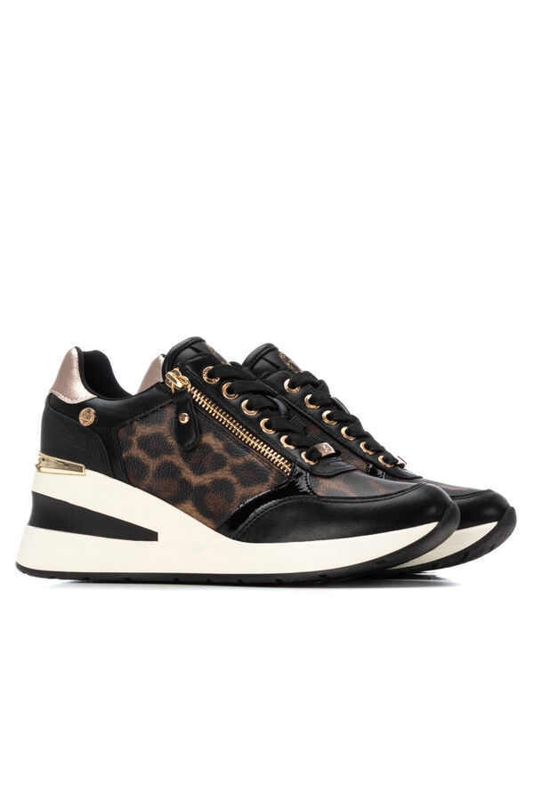 XTI Sapatilha de mulher antiderrapante Preto