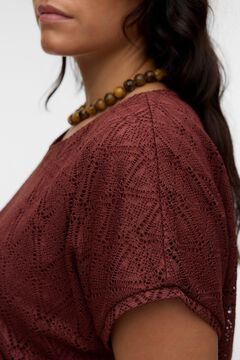 Vero Moda Curve Top com detalhes vazados tamanho grande