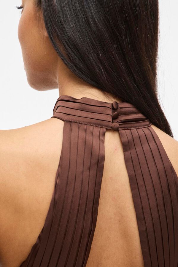 Vila Vestido largo cuello halter de fiesta Marr&oacute;n