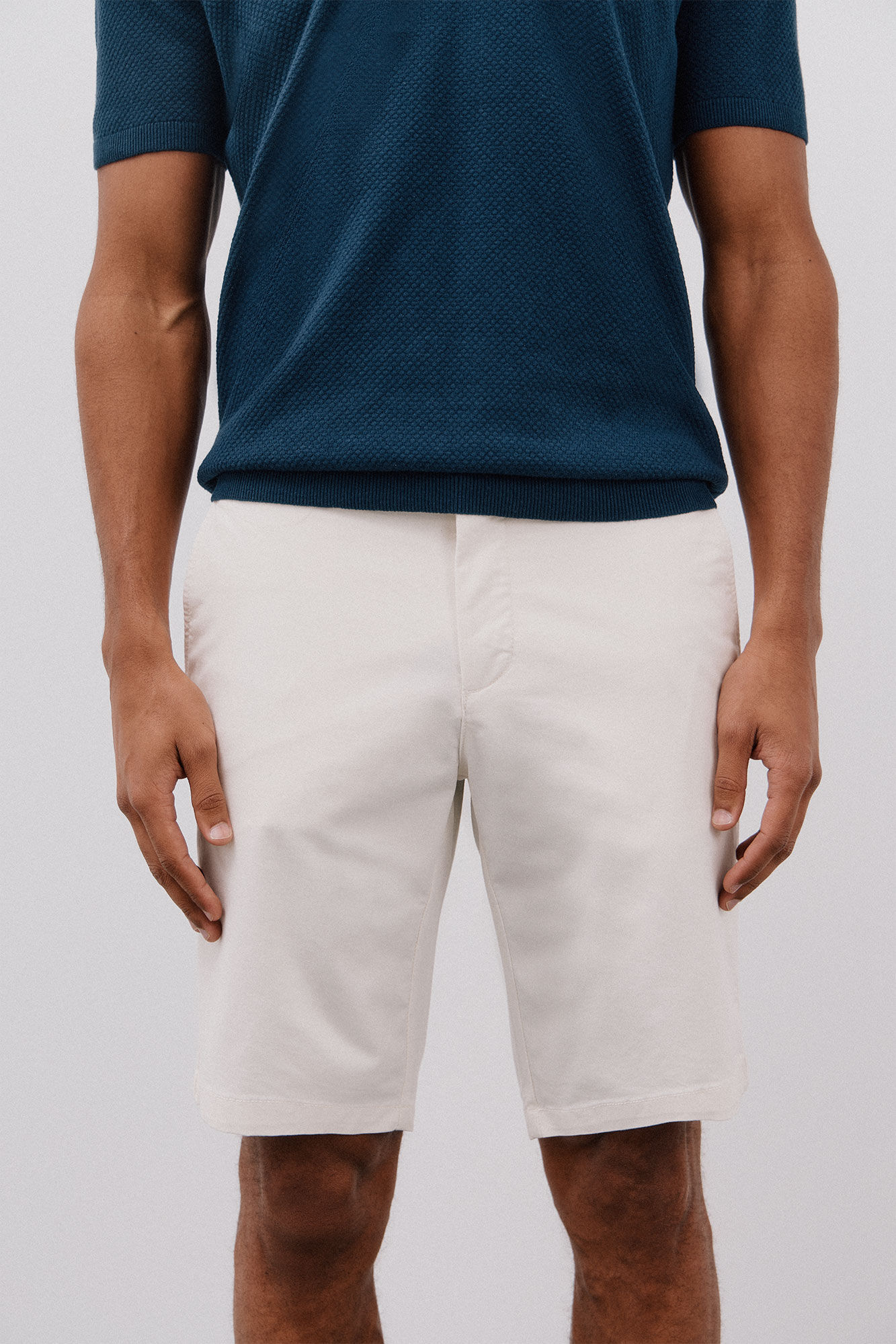 Cortefiel Bermuda chino