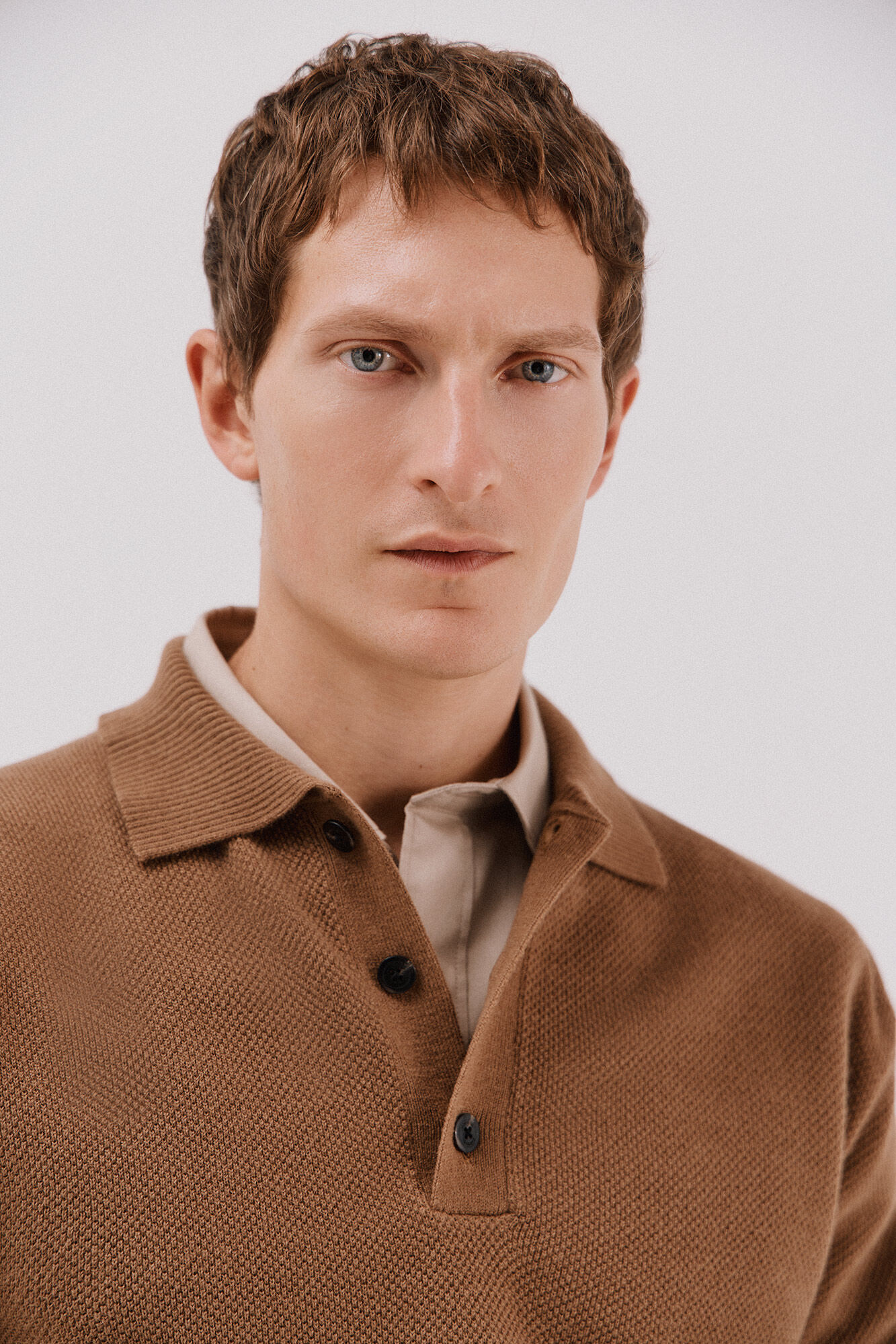 Cortefiel Jersey estructura lana cuello polo botones