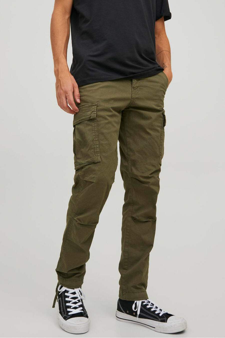 Pantalón cargo regular fit