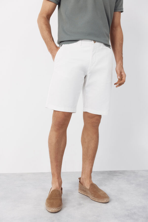 Cortefiel Bermuda chino ligero Blanco