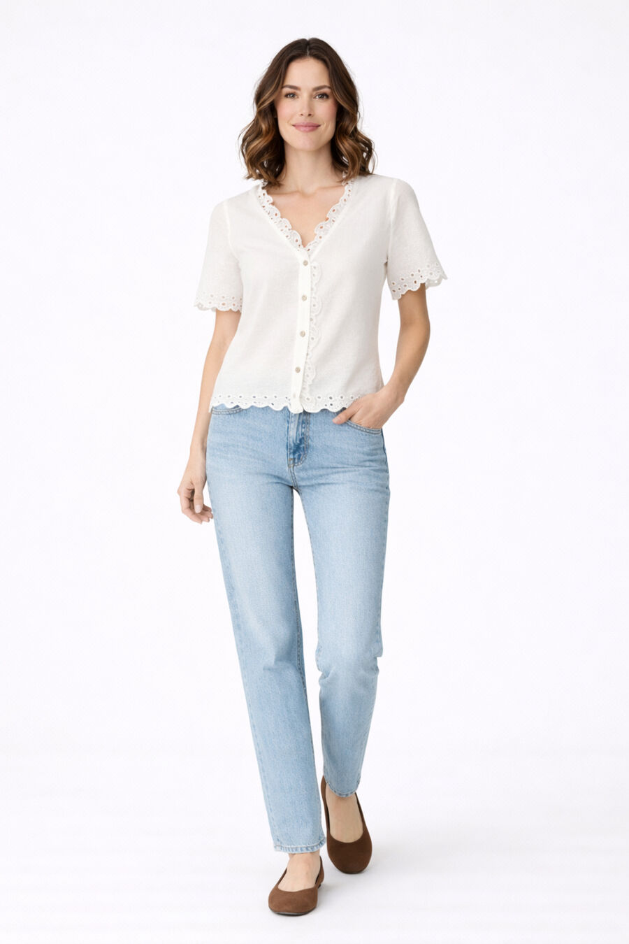 Blusa con encaje inglés de algodón orgánico