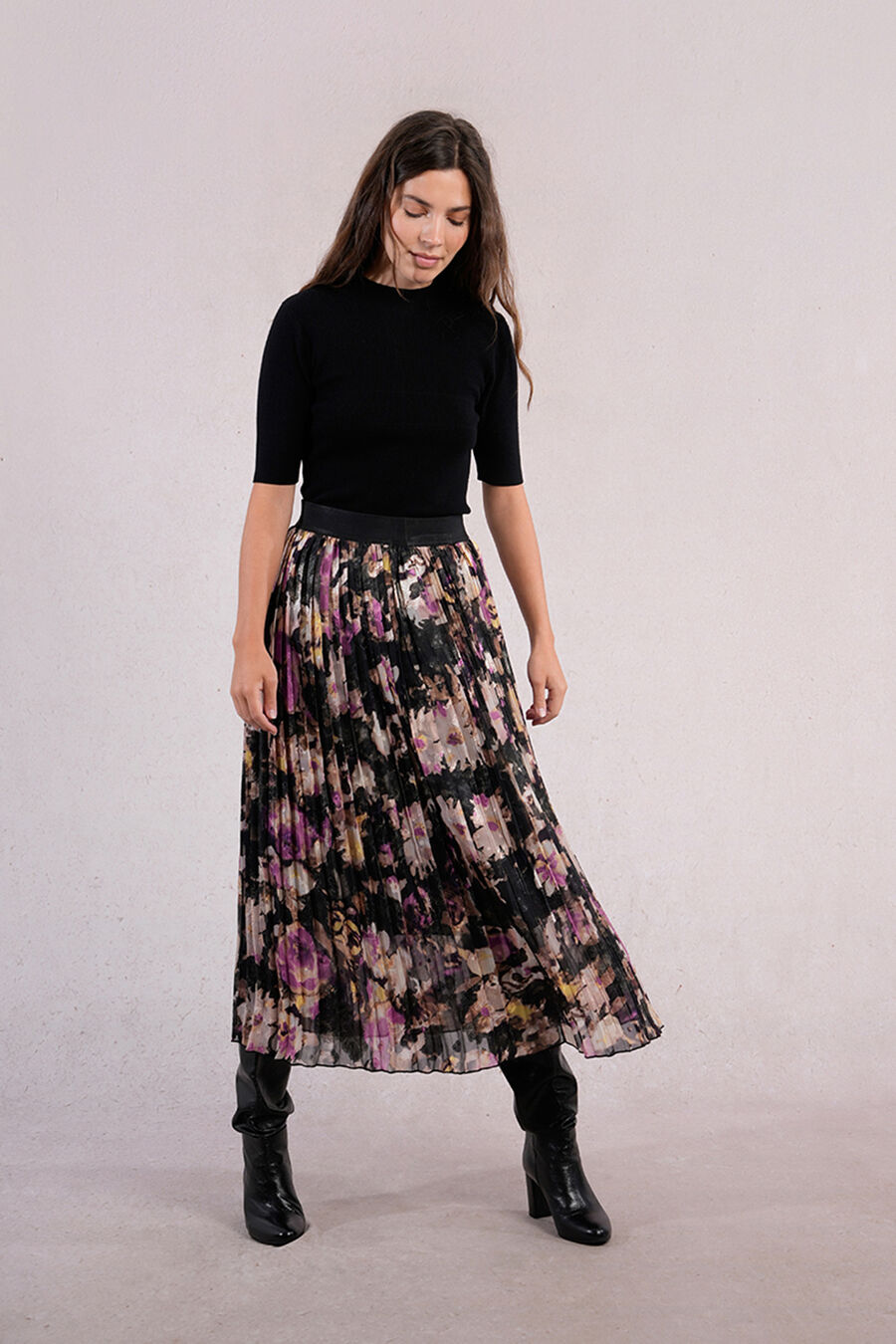 Falda larga plisada con estampado