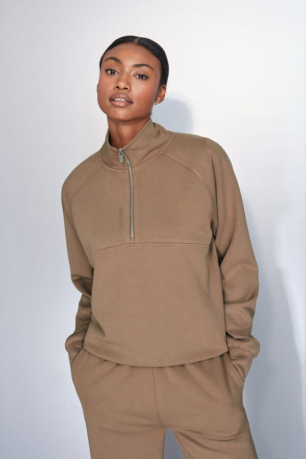 Dash and Stars Braon kragna sa rajsferšlus duks nude