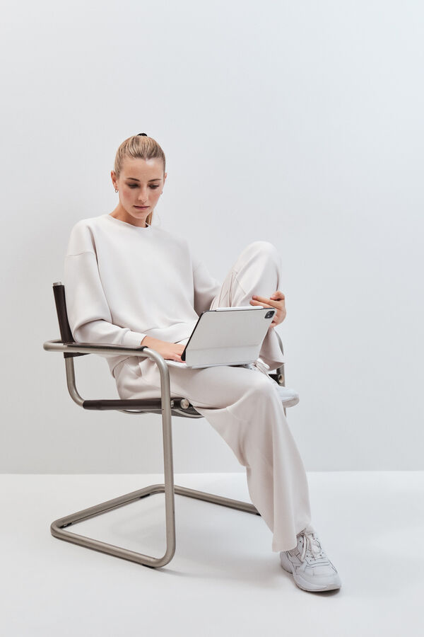 Dash and Stars Svetlosiva dukserica od modala u koledž stilu grey