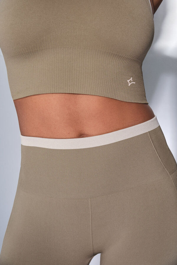 Dash and Stars Be&scaron;avne udobne duge kaki helanke green