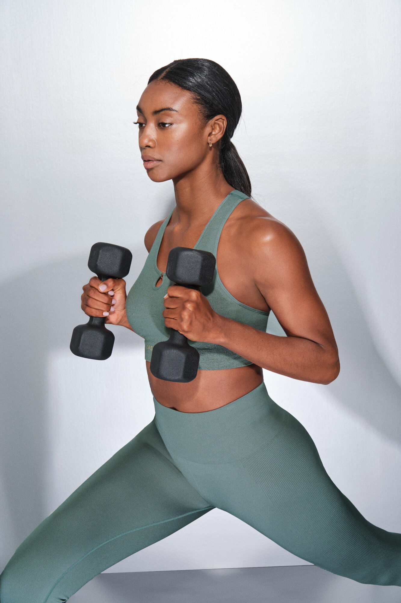 Dash and Stars Be&scaron;avni udobni zeleni sportski grudnjak