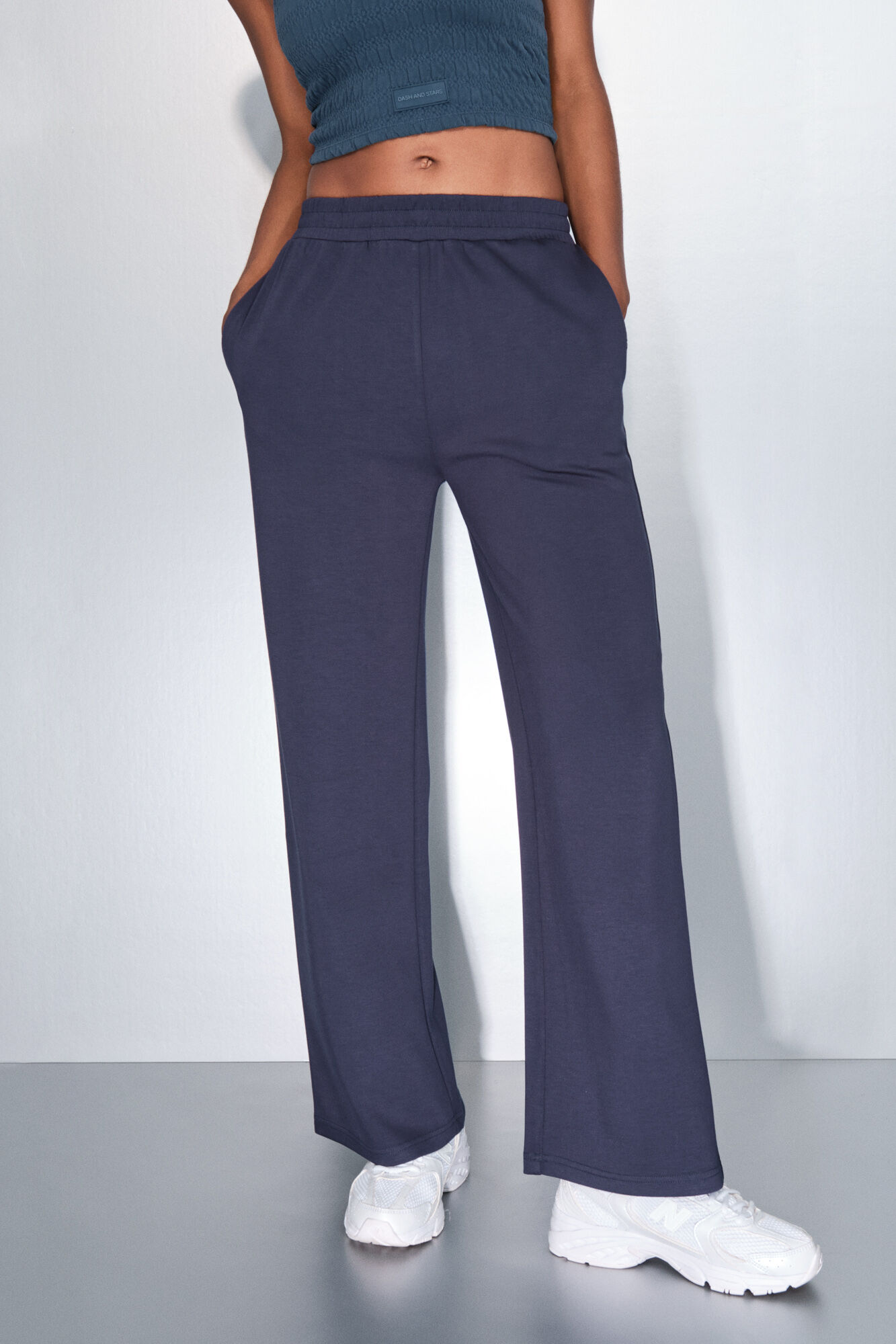 Dash and Stars Tamnoplave &scaron;iroke ravne pantalone