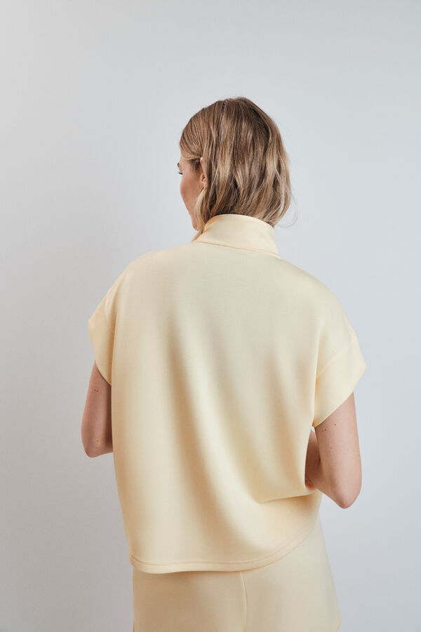 Dash and Stars Yellow soft viscose short sleeve sweatshirt yellow