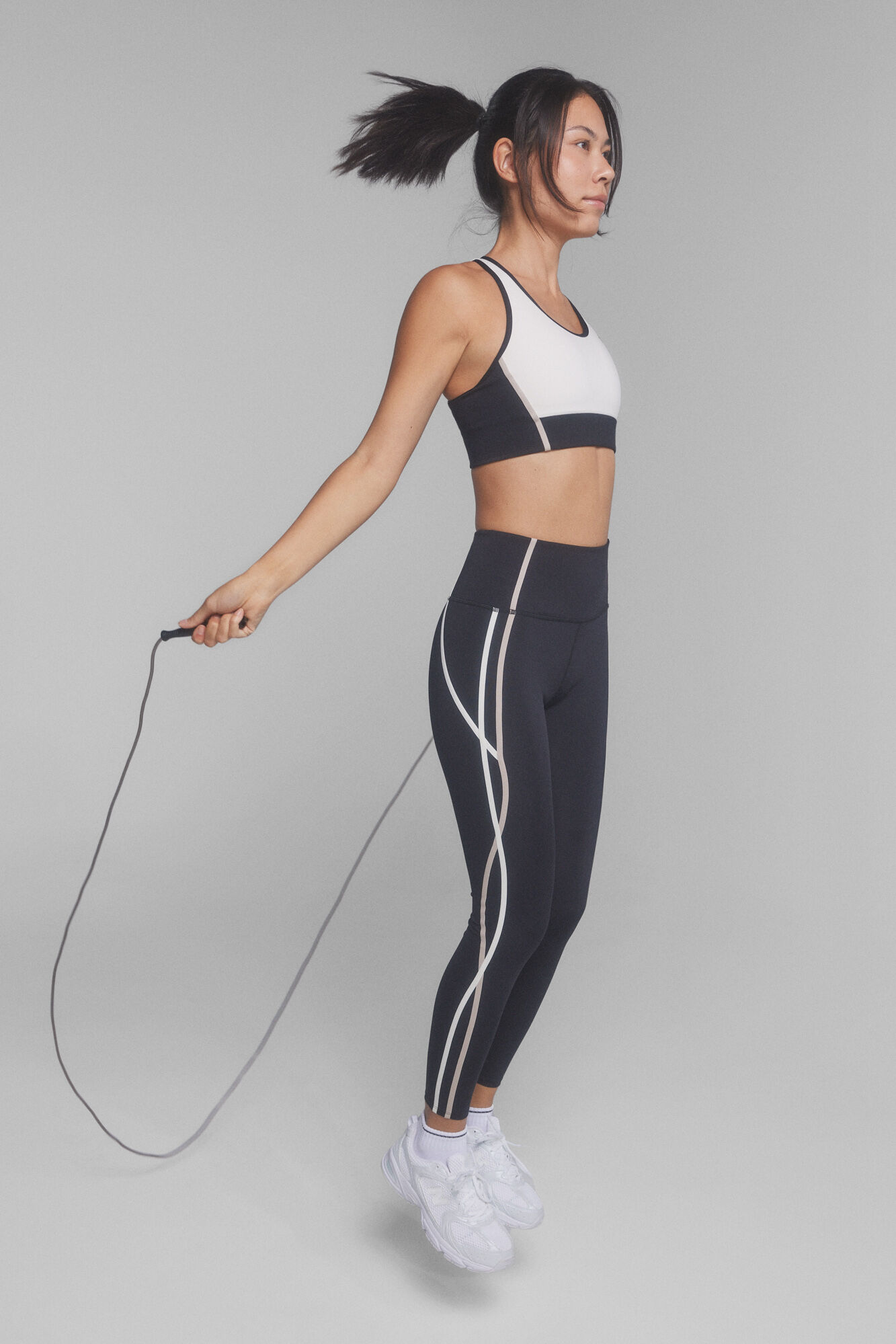 Dash and Stars Helanke 4D Stretch sa crno-belim dezenom